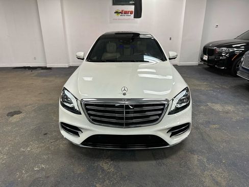 Used 2020 Mercedes-Benz S 560 4MATIC Sedan w/ AMG Line Exterior image 3