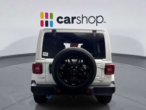 Used 2023 Jeep Wrangler Unlimited Sahara w/ Cold Weather Group AWD/4WD image 4