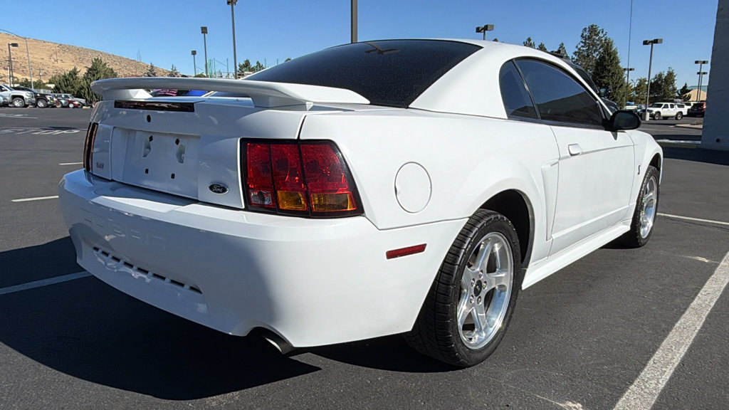 Used 2001 Ford Mustang Cobra RWD image 2