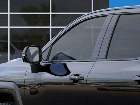 New 2025 Chevrolet Silverado EV RST AWD/4WD image 12