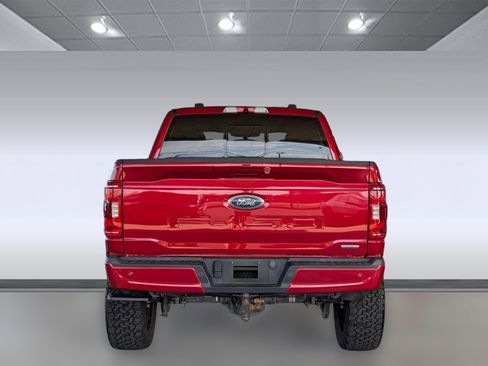 Used 2022 Ford F150 XLT w/ Equipment Group 302A High image 9