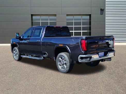 New 2026 GMC Sierra 3500 SLT w/ SLT Premium Package AWD/4WD image 3