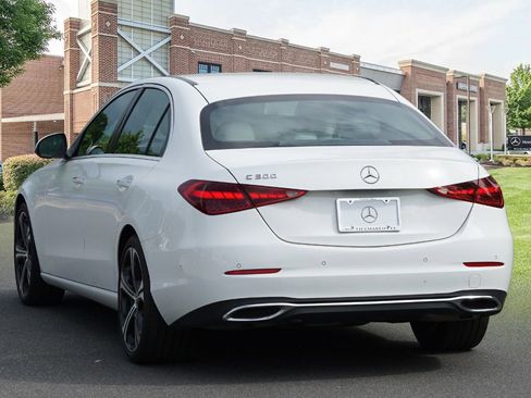 Used 2024 Mercedes-Benz C 300 Sedan image 7