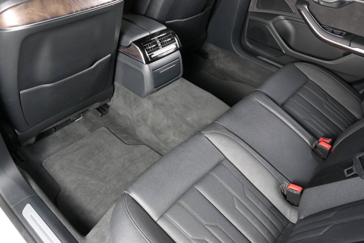 Used 2022 Audi A8 L 3.0T AWD/4WD image 52