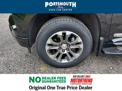 Used 2024 Chevrolet Silverado 1500 High Country w/ Technology Package image 35