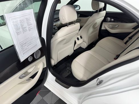 Used 2018 Mercedes-Benz E 300 4MATIC image 24