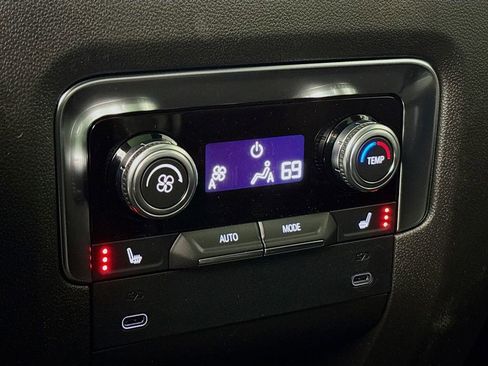 New 2026 GMC Yukon Denali w/ Sun & Power Step Package image 26