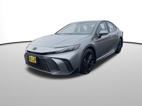 New 2026 Toyota Camry SE w/ Convenience Package image 8
