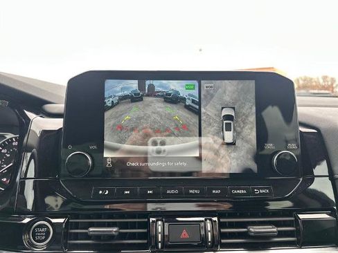 Certified 2023 Nissan Pathfinder SL image 21