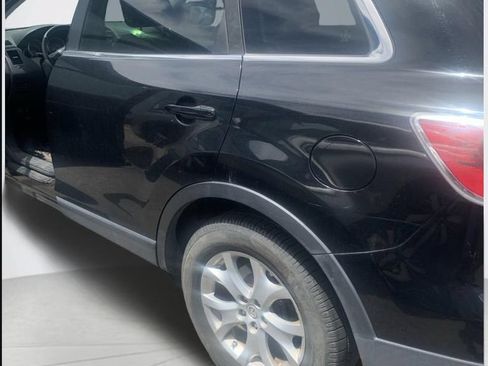 Used 2012 MAZDA CX-9 Touring w/ Moonroof & Bose Audio Pkg AWD/4WD image 11