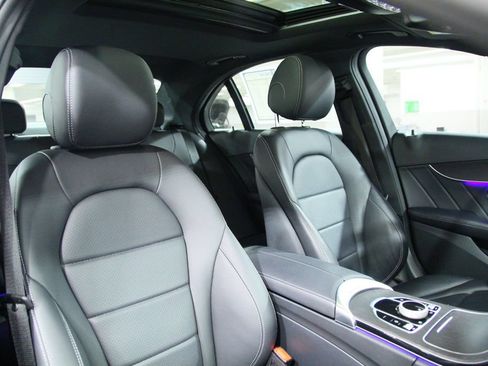 Used 2021 Mercedes-Benz C 300 4MATIC Sedan image 22