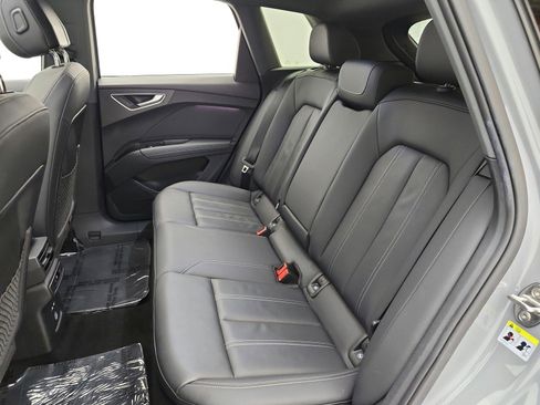 Used 2024 Audi Q4 e-tron Premium Plus w/ Premium Plus image 16