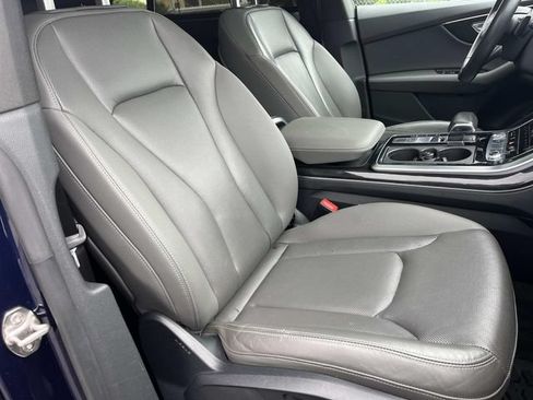 Used 2019 Audi Q8 Prestige AWD/4WD image 30