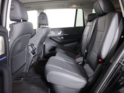 Used 2026 Mercedes-Benz GLS 450 4MATIC image 51