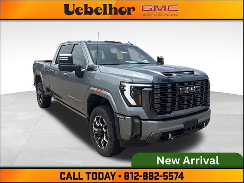 Used 2024 GMC Sierra 2500 Denali Ultimate w/ Max Trailering Package AWD/4WD image 1