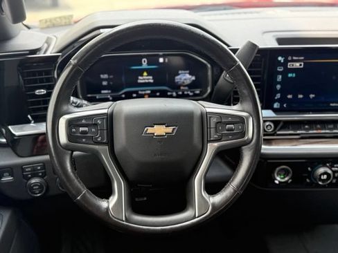 Certified 2022 Chevrolet Silverado 1500 LT AWD/4WD image 28