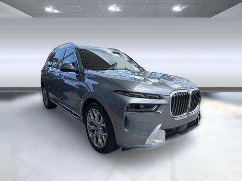 Used 2024 BMW X7 xDrive40i AWD/4WD image 7