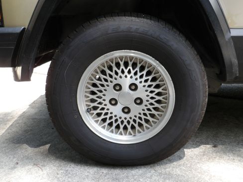 Used 1996 Jeep Cherokee 4WD 4-Door image 36