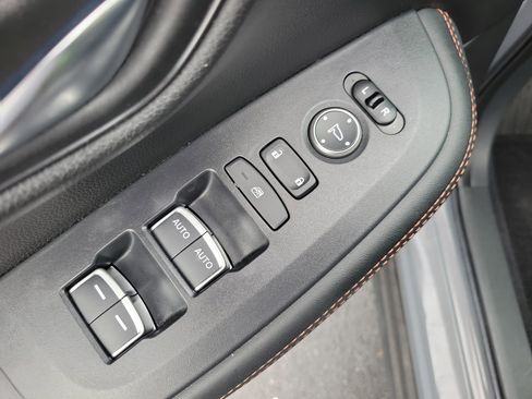 Used 2024 Honda HR-V Sport image 17