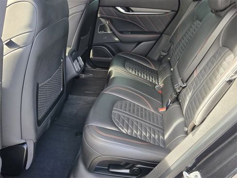 Used 2022 Maserati Levante Modena image 11