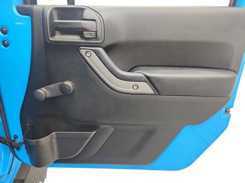 Used 2017 Jeep Wrangler Unlimited Sport w/ Connectivity Group image 21