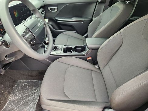 New 2026 Kia K4 FWD image 9
