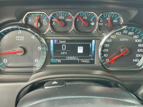 Used 2018 Chevrolet Tahoe Premier w/ RST 6.2L Performance Edition AWD/4WD image 24