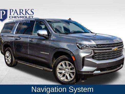 Used 2022 Chevrolet Suburban Premier image 1