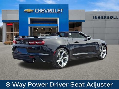 Used 2023 Chevrolet Camaro LT w/ Technology Package image 9