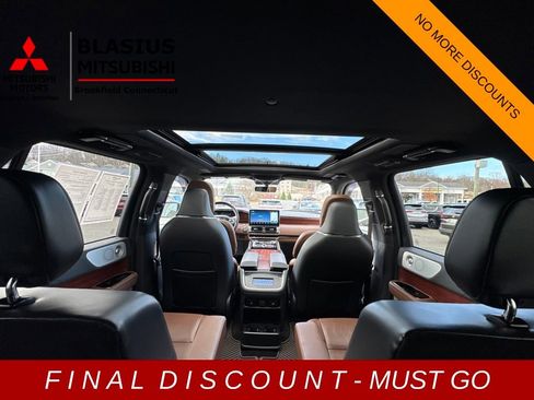 Used 2022 Lincoln Navigator Reserve image 37