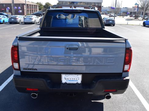 New 2026 Honda Ridgeline Black Edition image 6