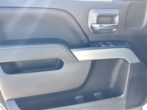 Used 2018 Chevrolet Silverado 1500 LT w/ All Star Edition image 20