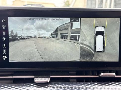 Used 2023 Kia Carnival SX Prestige image 31