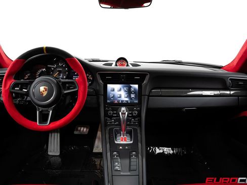 Used 2019 Porsche 911 GT2 RS RWD image 35