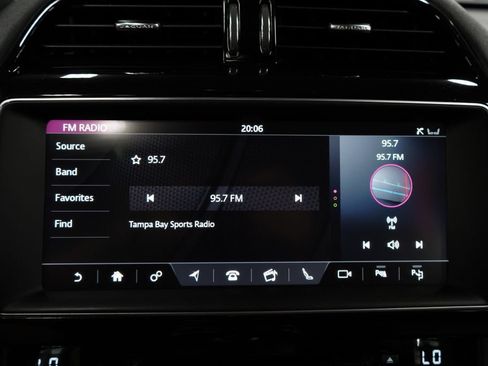 Used 2019 Jaguar F-PACE SVR AWD/4WD image 14