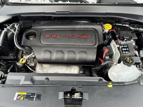 Used 2018 Jeep Compass Latitude w/ Popular Equipment Group image 27