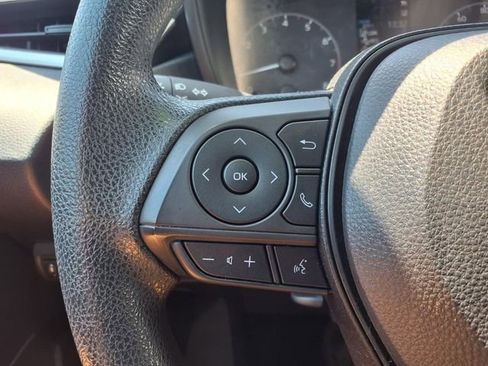 Used 2023 Toyota Corolla LE image 19