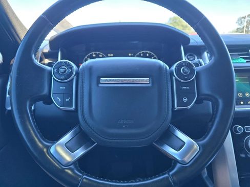 Used 2017 Land Rover Range Rover HSE AWD/4WD image 24