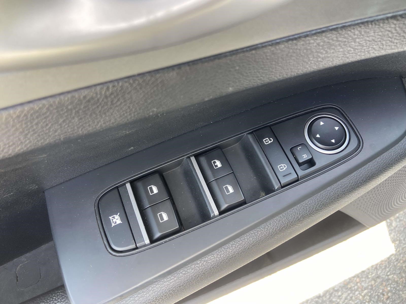 Used 2021 Kia Forte LXS FWD image 14