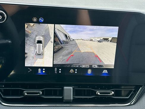New 2026 Chevrolet Equinox RS w/ Convenience Package III FWD image 20