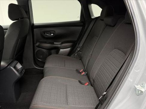 Used 2025 Honda HR-V Sport image 17