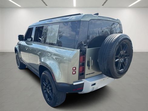 Used 2025 Land Rover Defender 110 S AWD/4WD image 4