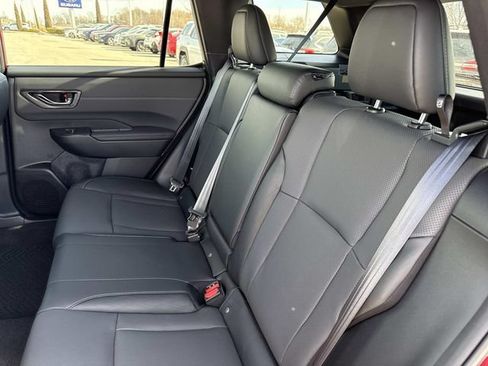 Used 2026 Subaru Outback Touring XT AWD/4WD image 15