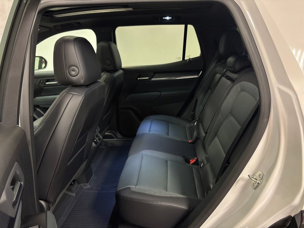 New 2026 GMC Terrain AT4 w/ Convenience Package III AWD/4WD image 28