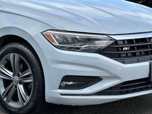 Used 2019 Volkswagen Jetta R-Line image 8
