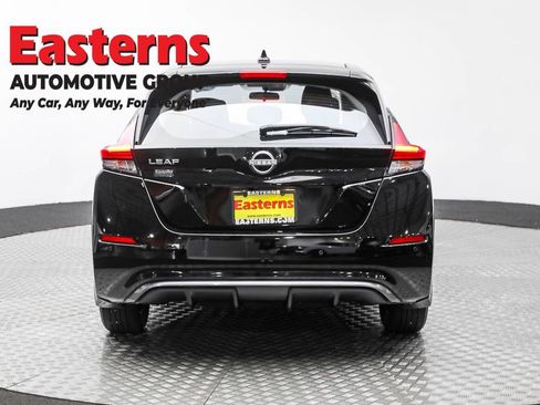 Used 2023 Nissan Leaf S image 6