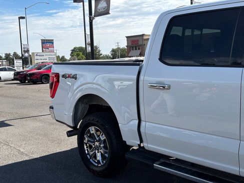 Used 2022 Ford F150 XLT w/ Equipment Group 302A High AWD/4WD image 3