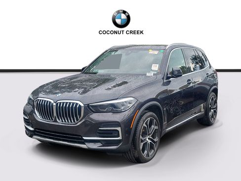 Used 2023 BMW X5 sDrive40i w/ Premium Package RWD image 2