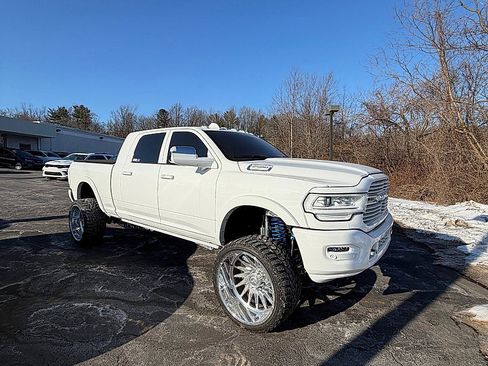 Used 2022 RAM 2500 Laramie image 19