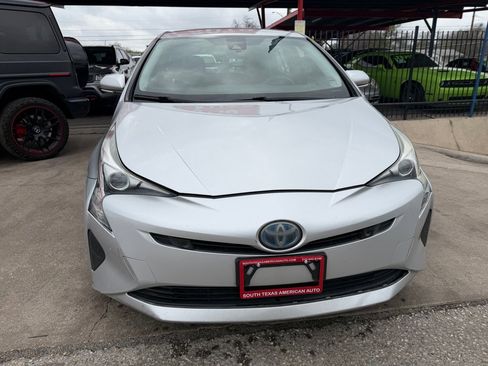 Used 2018 Toyota Prius Two w/ Prius Two Safety Plus Package image 6